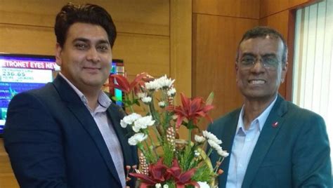 kolkata ghosh babu|Unveiling the Legacy of Kolkata Fatafat Ghosh Babu: A Culinary .